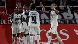 Medellín le remontó a América en Cali y se afianza en los 8